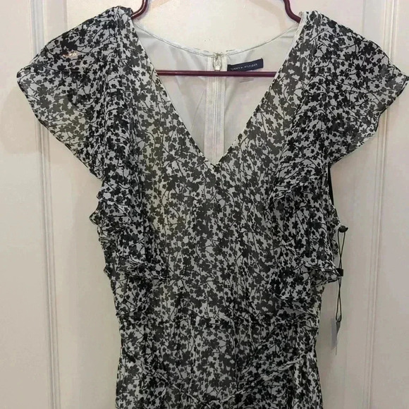 Tommy Hilfiger Floral-Print Flutter-Sleeve Ruffled Dress - Picture 3 of 7